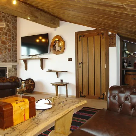 Guest house шато еркеч